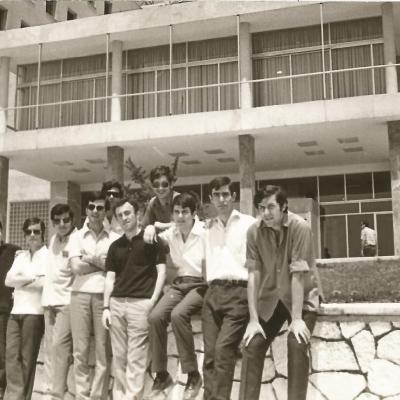 ‘Έξω από τις φοιτητικές εστίες ΑΠΘ, 1969-1971